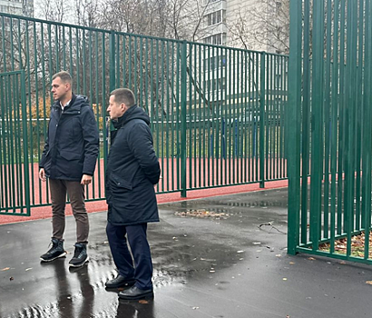 Территорию школы №15 на улице Херсонской полностью благоустроили