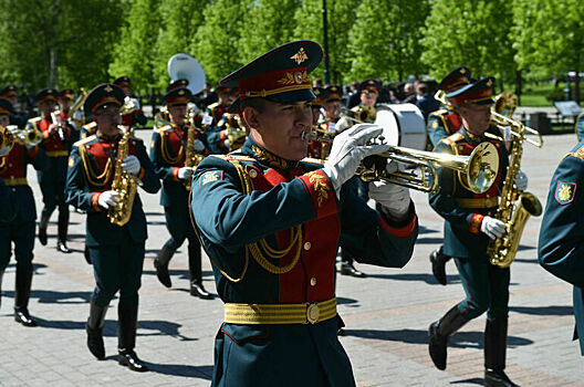 Минкульт подтвердил нахождение в Иране более 50 российских артистов