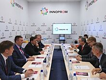 Евгений Куйвашев обсудил вопросы инвестпартнерства с Послом Швейцарии в РФ Ивом Россье