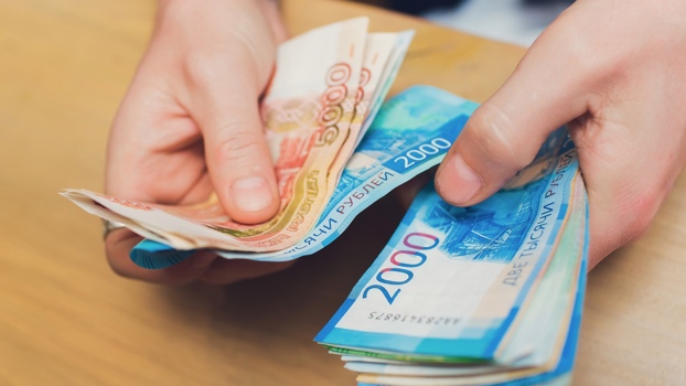 Как повышение МРОТ повлияет на финансы россиян