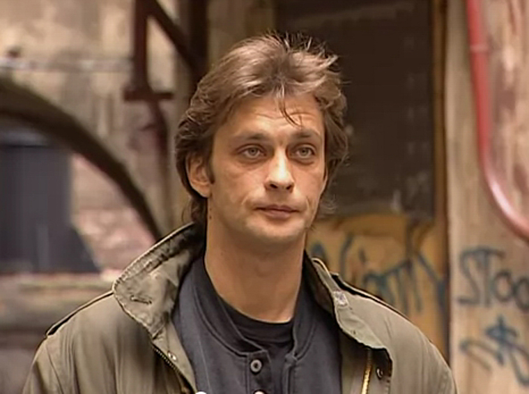 Александр Домогаров в сериале "Бандитский Петербург - 2", 2000 год
