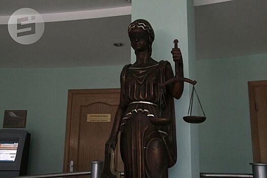 Жителя Удмуртии отправят на 20 лет в колонию за изнасилование падчерицы