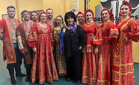 Ансамбль Курской филармонии «Русский стиль» покорил звездных судей в программе на НТВ