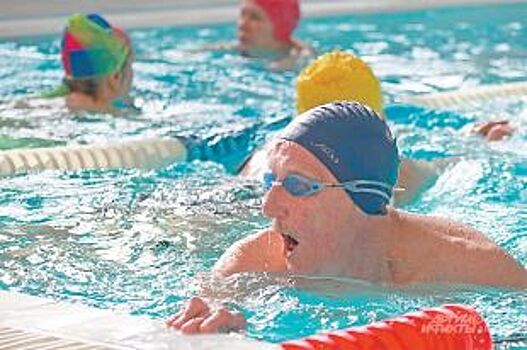 В Ярославле омбудсмен Сергей Бабуркин требует отменить справки в бассейн