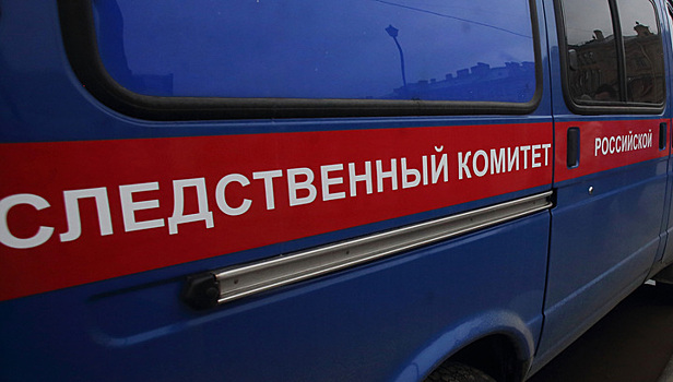 Электричка сбила двух мужчин на севере Москвы