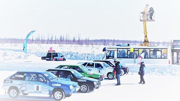 Автогонщиков убирают с улиц на озерный лёд