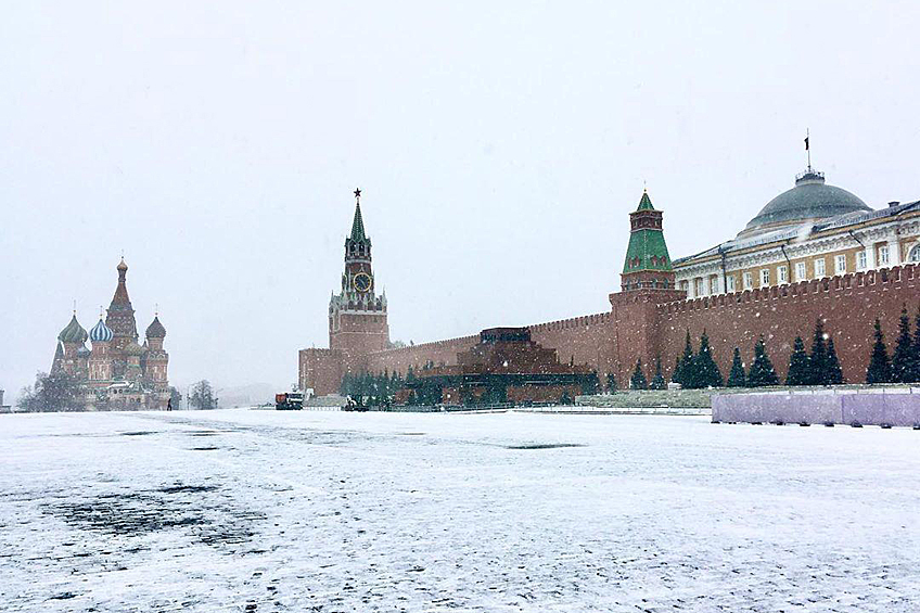 Москваю Главная площадь столицы опустела после введения режима самоизоляции.