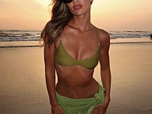 Бывшая жена Никиты Преснякова опубликовала соблазнительные фото в купальнике