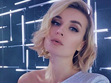 Леопардовый принт и бельевой стиль: Полина Гагарина в легком платье встретила утро в Стокгольме