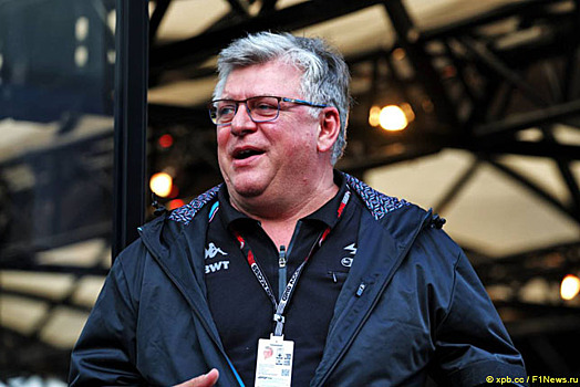 Сафнауэр: В Renault не захотели ждать обозначенный срок