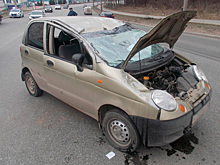 Автомобиль перевернулся по вине пьяной девушки в Ижевске
