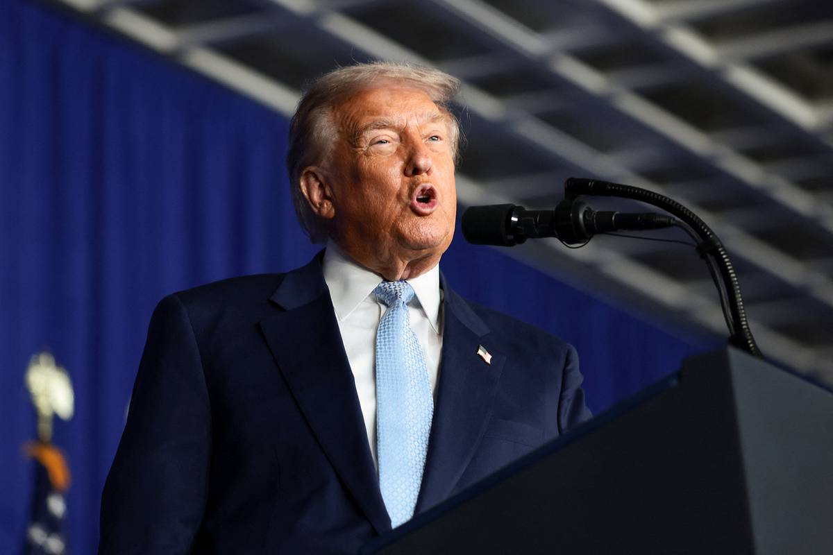 Трамп отвел России и Украине срок для достижения мира