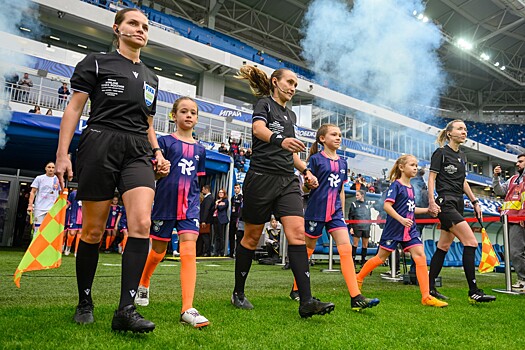 Медийный и женский: В Калининграде прошли два важных футбольных матча в один день