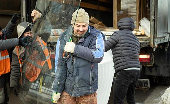 В 30 тысяч рублей обошлось маме хулигана восстановление расстрелянной остановки в Курске