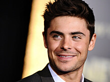 Зак Эфрон поделился фотографией без рубашки в честь 34-го дня рождения и признался, что стареет