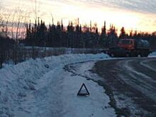 В Сургутском районе легковушка въехала в «Камаз»