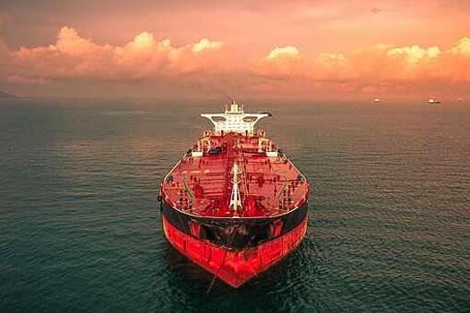 Bloomberg: танкер доставил российскую нефть в Западную Африку впервые за четыре года
