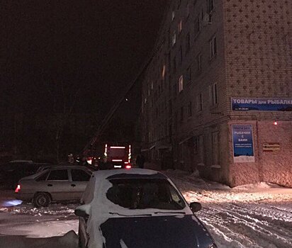 Погорельцы из общежития на ул. Димитрова: нерасчищенный двор мог стать ловушкой