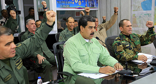 Мадуро: гоcпереворот в Венесуэле провалился