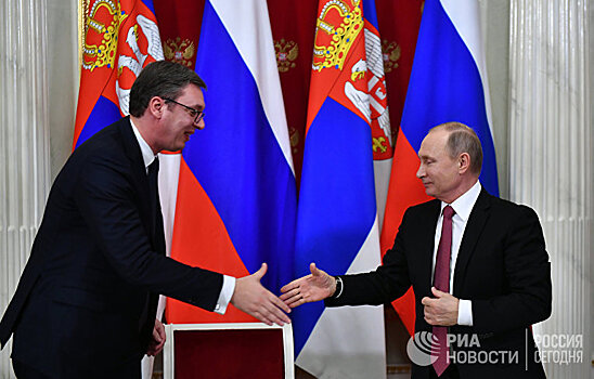 Россия-Запад: битва за сердца сербов