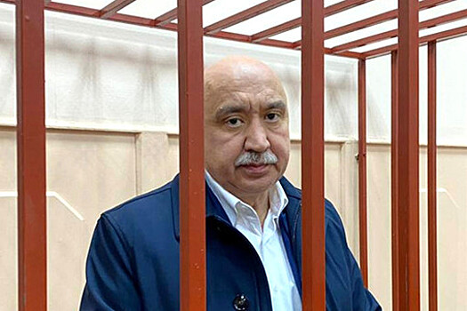 "Ъ": экс-ректор КФУ Гафуров получил 22 года колонии по делу об убийстве