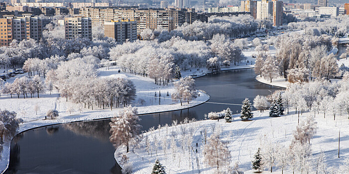 Погода в СНГ: на юге Казахстана разгуливает ураган, север Беларуси засыпал снег