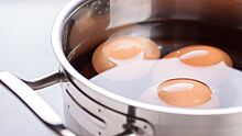 Нужно ли мыть кастрюлю после варки яиц