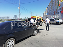 В Саратове столкнулись две легковушки, пострадала 18-летняя девушка