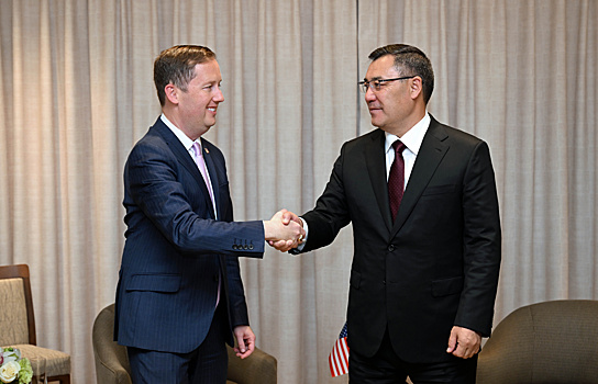 Садыр Жапаров заявил о готовности к активному взаимодействию с администрацией президента США