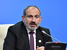 Пашинян: "Визит моей супруги на Украину излишне политизируется"