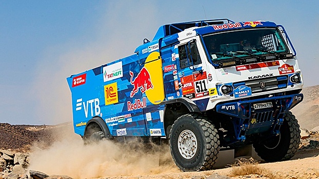 Шибалов выиграл первый этап «Дакара» в зачёте грузовиков