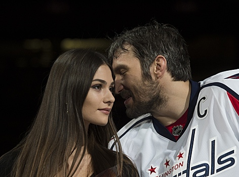 Вел себя отстраненно, ни с кем не общался: Овечкин приехал на Троекуровское кладбище по важному поводу