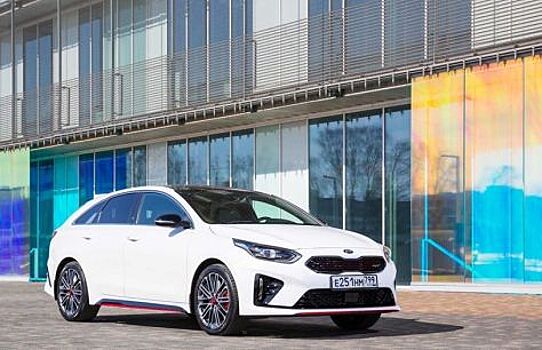 Преимущества и недостатки пятидверного спорт–универсала Kia ProCeed GT