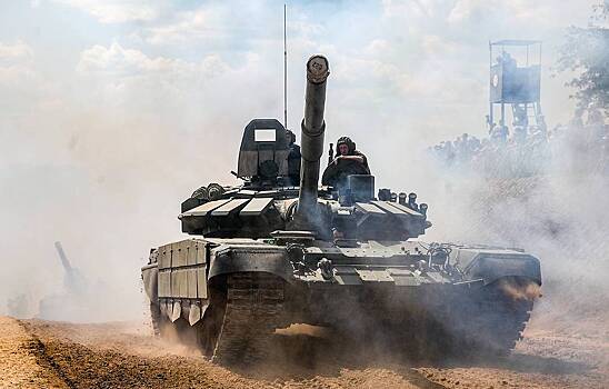 Сотни танков развернуты на границе Египта и Ливии