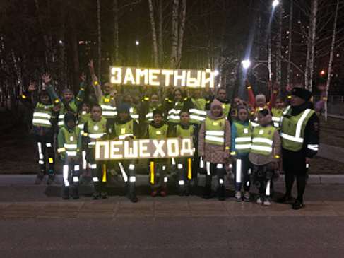 В Кирове инспекторы ДПС нашли потерявшегося 3-летнего мальчика