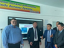 Глава минобразования Кыргызстана посетил урок российского учителя