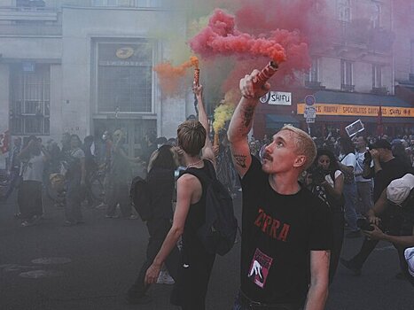 Более 180 человек задержаны в ходе массовых протестов во Франции