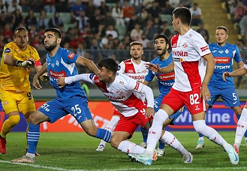 "Спартак" потерял очки в Махачкале, сыграв вничью с "Динамо"