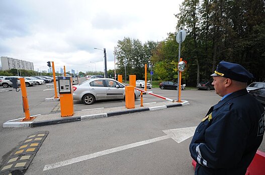 Перехватывающая парковка около станции МЦК «Локомотив» популярна среди преображенцев