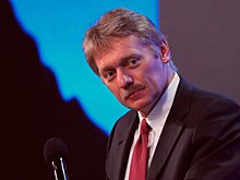Песков прокомментировал инцидент с режиссером Сокуровым, не сумевшим покинуть Россию