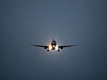 Авиакомпания выплатила пассажирам сотни тысяч рублей за отказ от рейса