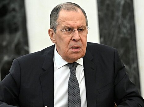 Лавров: Трамп понимает, что Россия не ведет переговоры о целостности территории