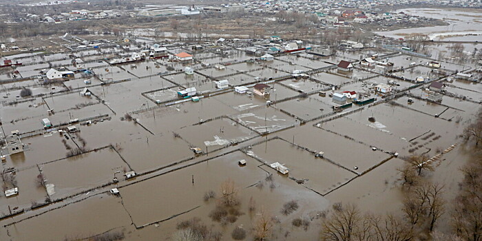 Несколько сел под водой: как в Казахстане борются с весенним паводком?