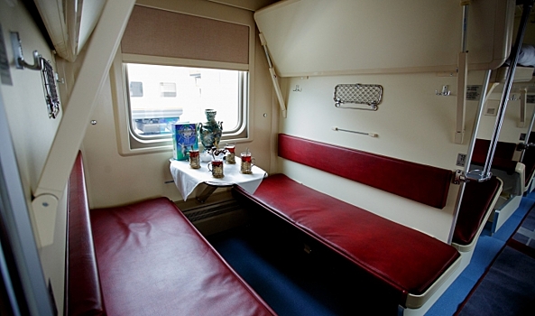 В Волгограде из поезда у проводницы украли умную колонку