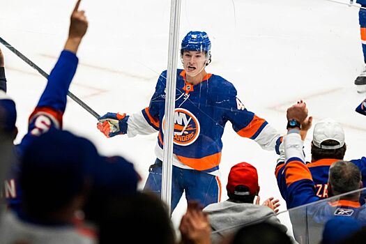 Коннор Макдэвид дал совет первому номеру драфта Шеферу, как адаптироваться в НХЛ