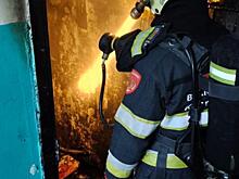 В Курске при пожаре в доме на улице Карла Маркса пострадали два человека