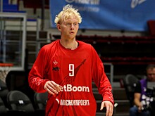 Баскетболиста Касаткина могут перевести в другой французский изолятор