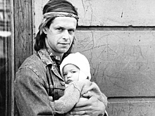 8 редких кадров из легендарного кафе «Сайгон», где любили сидеть Довлатов, Цой и Гребенщиков