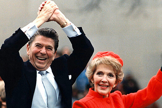 Американская компания пообещала отправить в космос волосы Рейгана, Кеннеди и Вашингтона