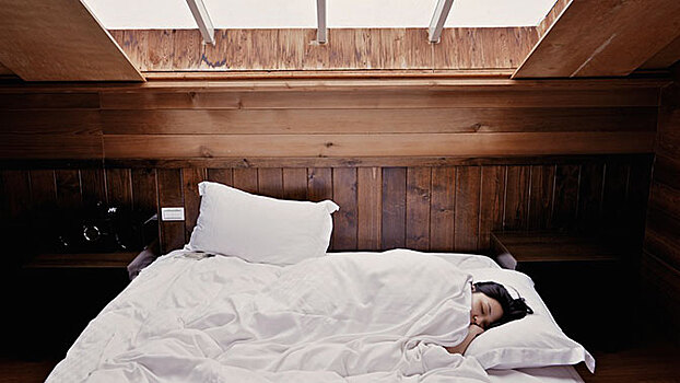Ученые выяснили, какие позы для сна правильные